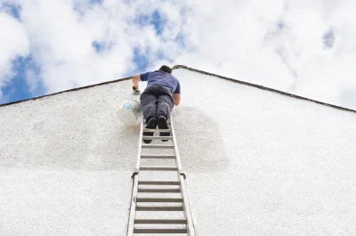 Peinture extérieure à Contremoulins — façades et ravalement